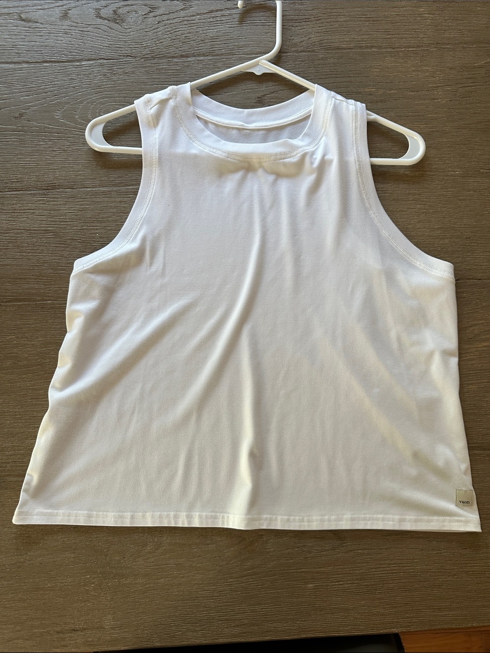 Vuori Energy white Sleeveless Muscle Tank Top - Picture 4 of 6